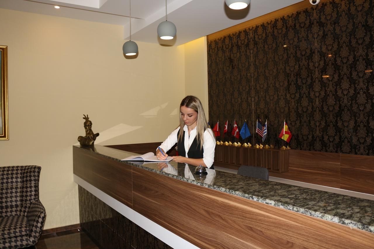Hotel Admiral Πρίζρεν Εξωτερικό φωτογραφία